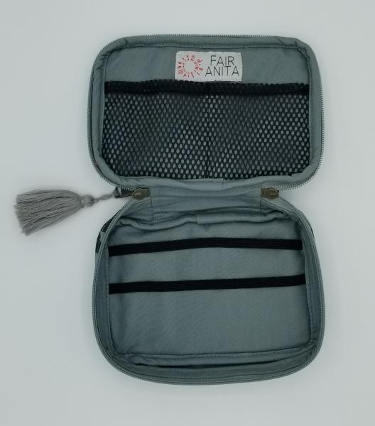 Utility Pouch - Looking Glass